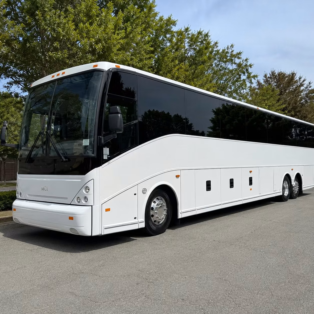 cleveland airport shuttles for corporate groups and employee travel