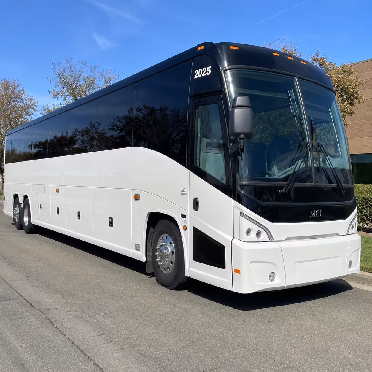 concert party bus rentals for groups headed to house of blues cleveland