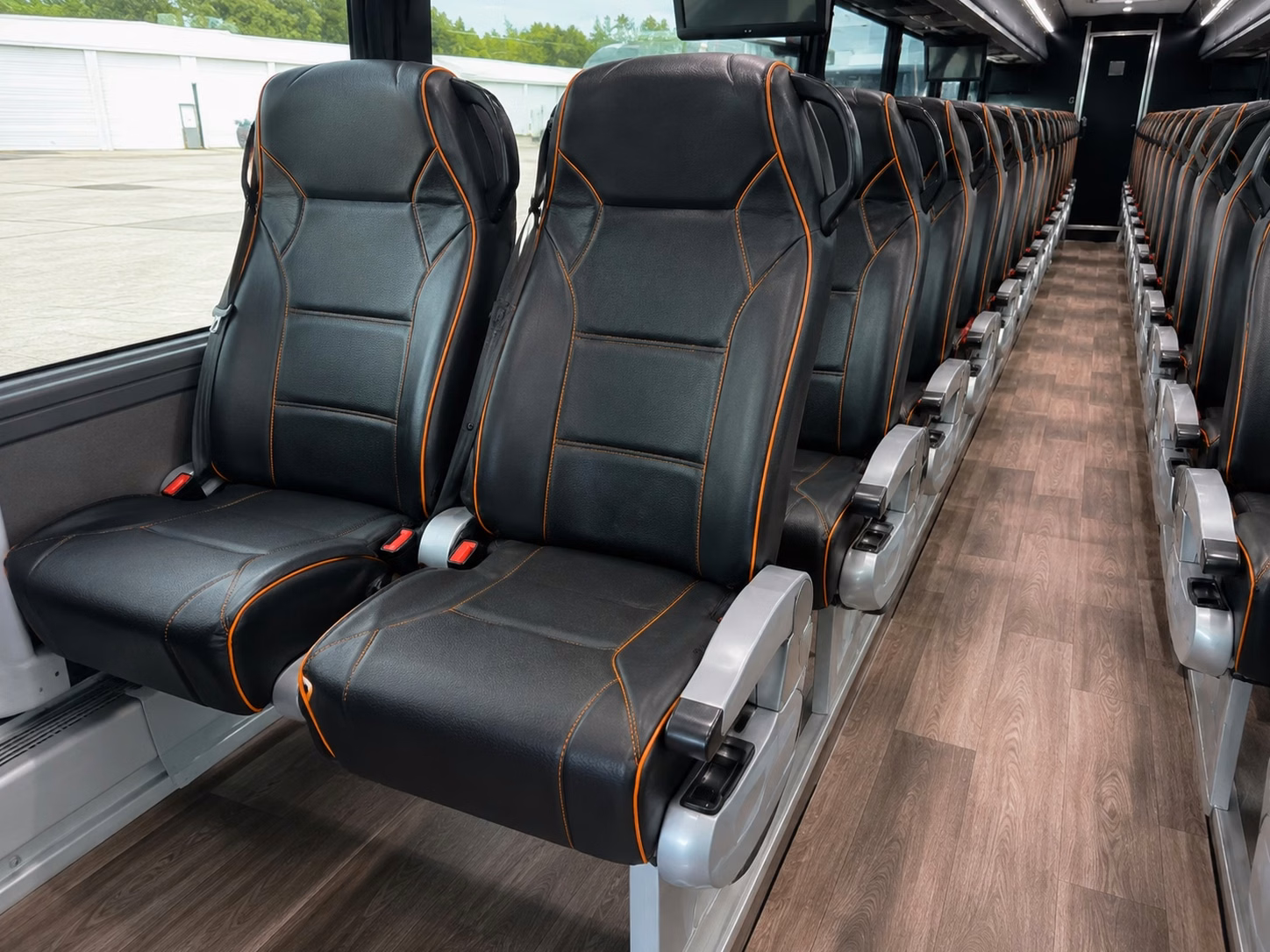 shuttle buses for cleveland hotel guests and out of town wedding arrivals